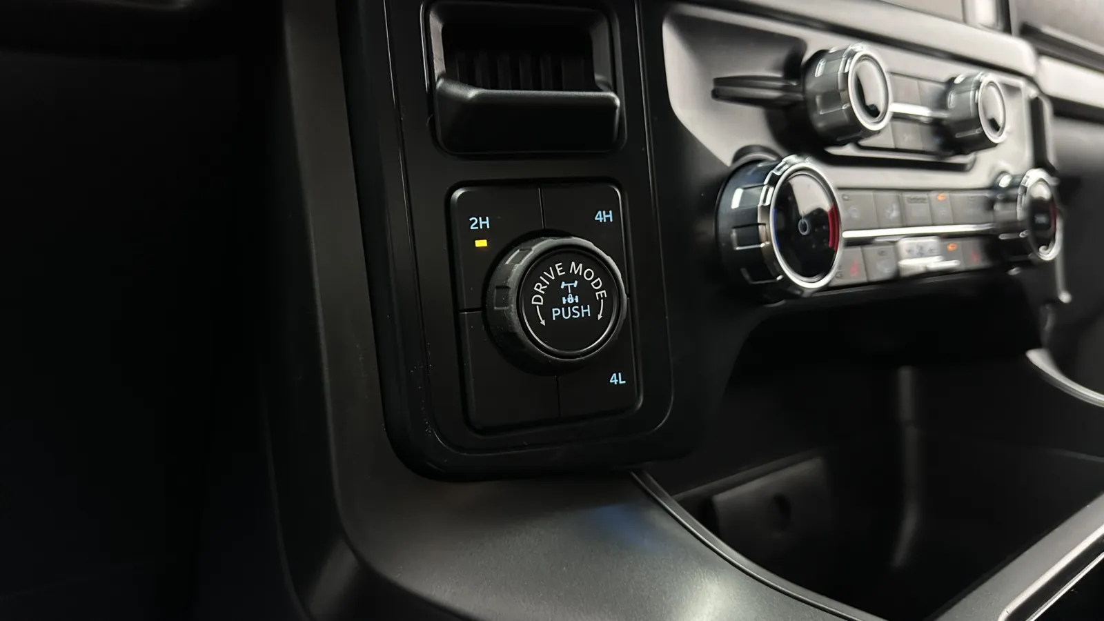 Ford F-150 photo 25