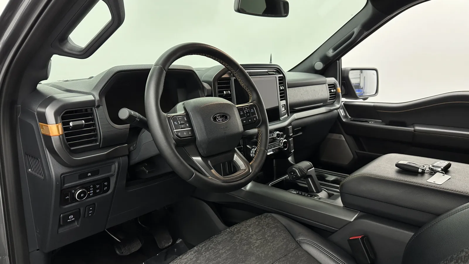Ford F-150 photo 12