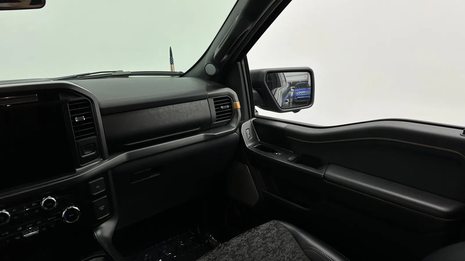 Ford F-150 photo 34