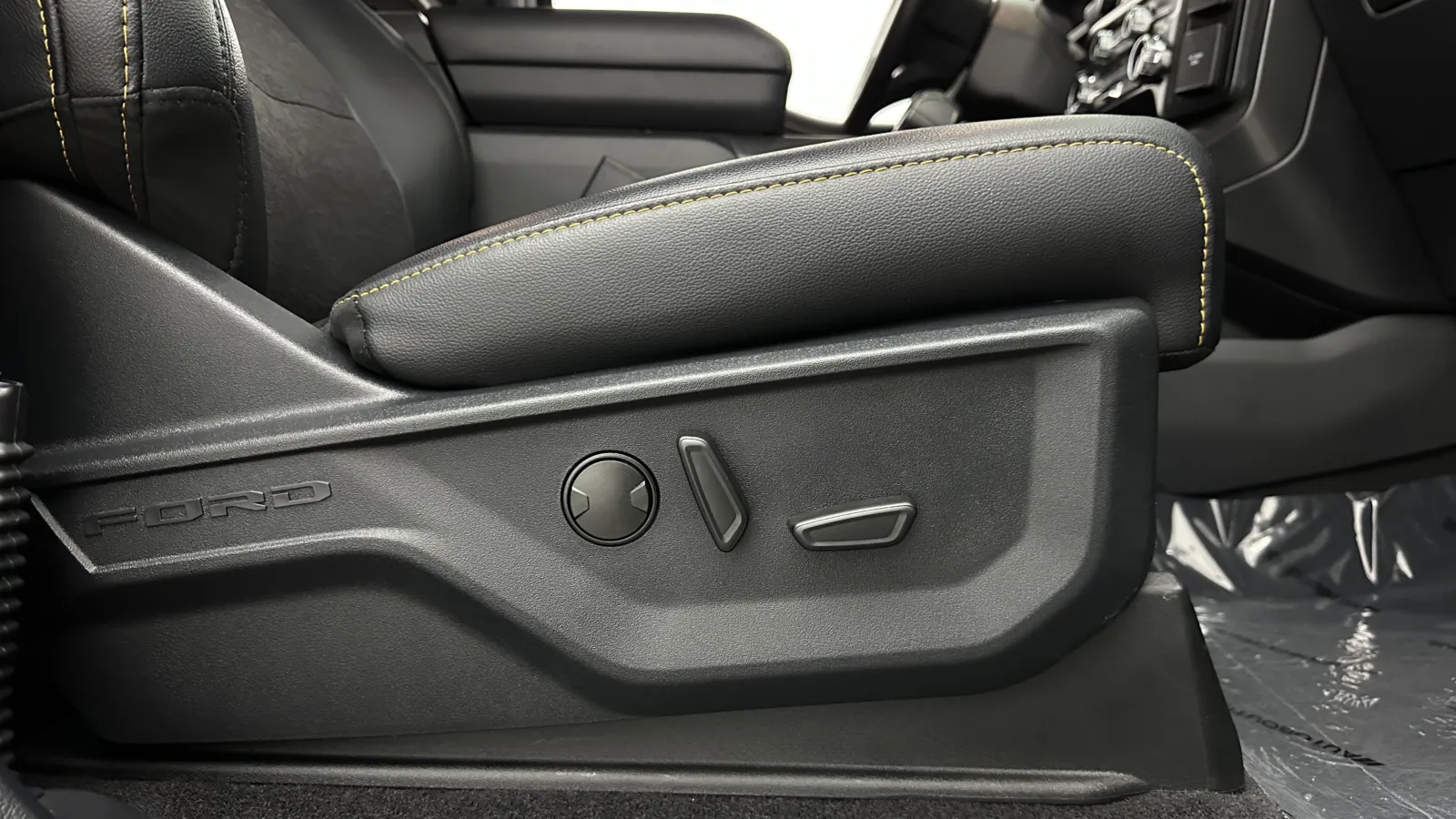 Ford F-150 photo 42