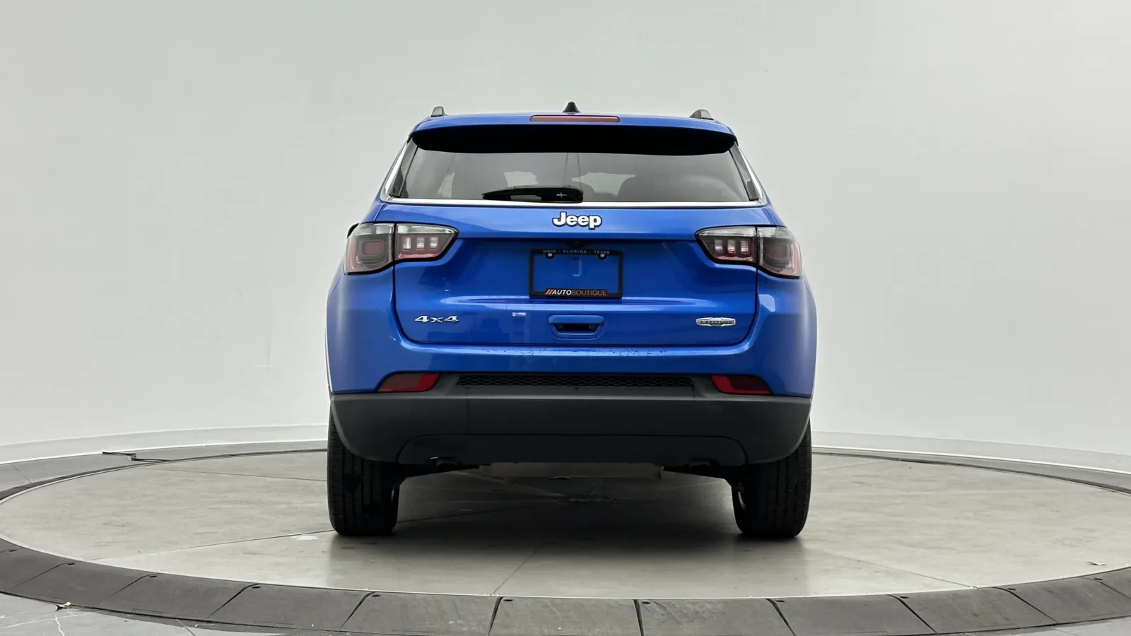 Jeep Compass photo 6