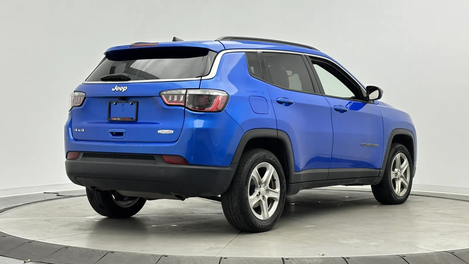 Jeep Compass photo 7