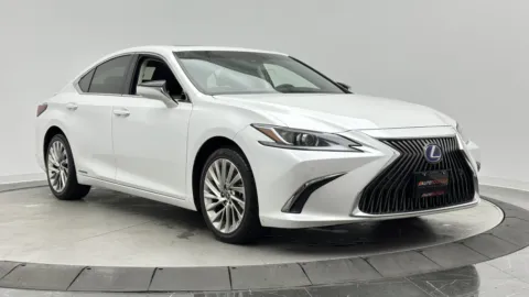 Another view of 2021 Lexus ES 300h Luxury for sale in Jacksonville, FL at Auto Boutique Florida