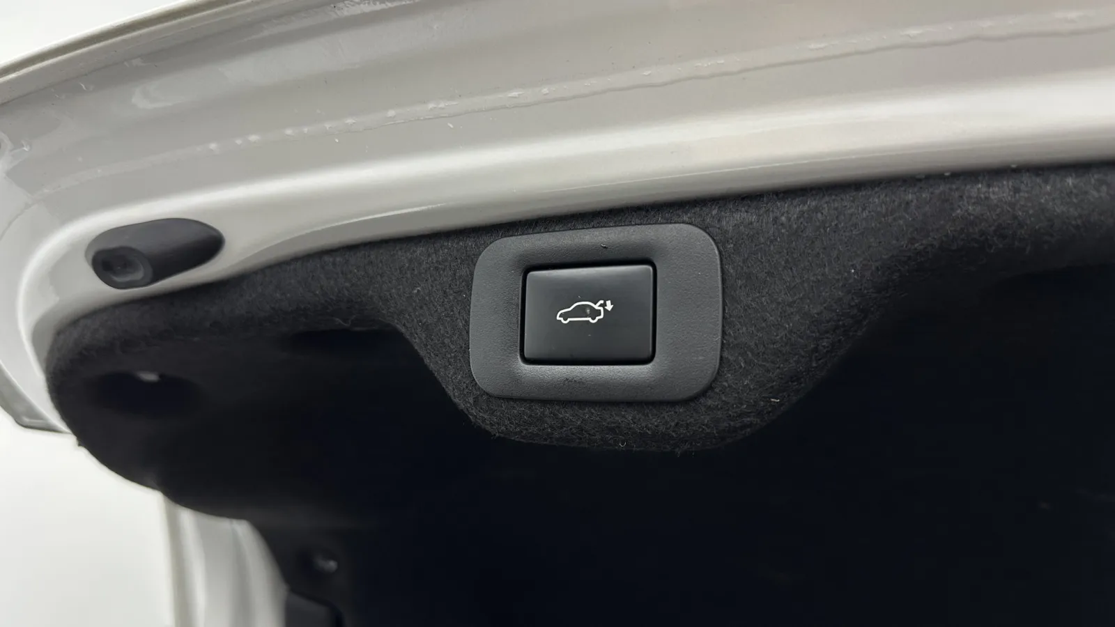Lexus ES photo 30