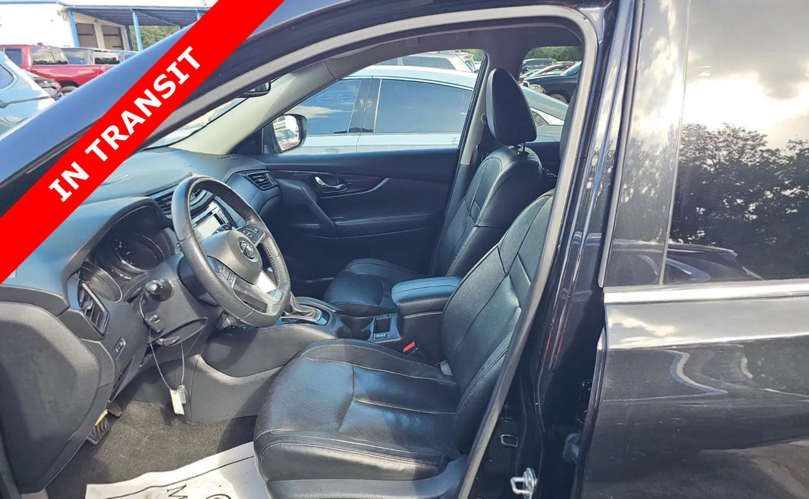 Nissan Rogue photo 6
