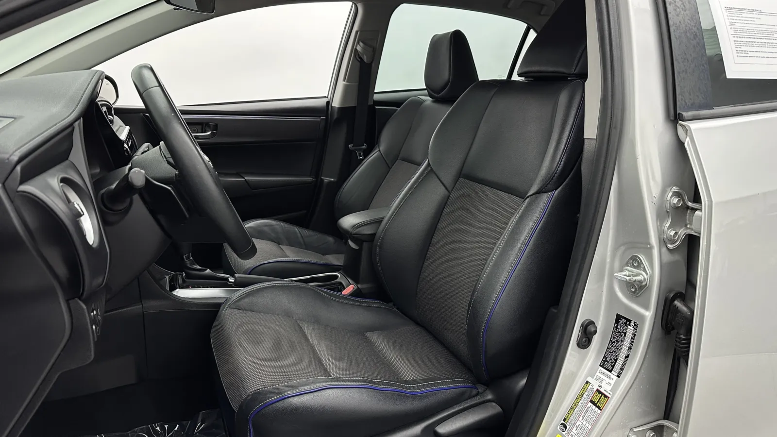 Toyota Corolla photo 13