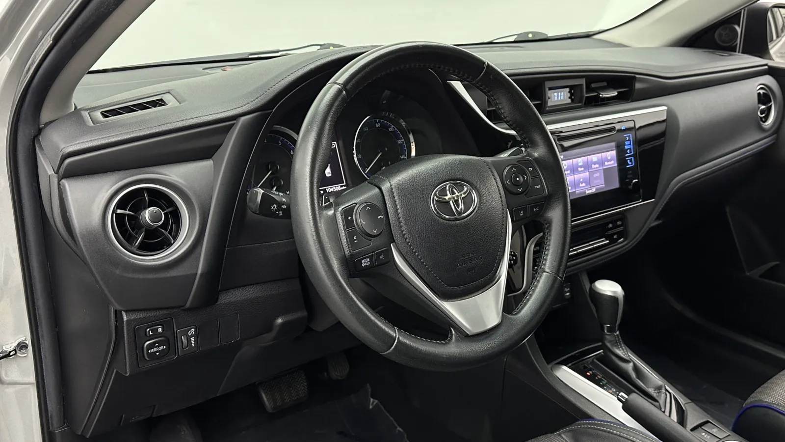 Toyota Corolla photo 8
