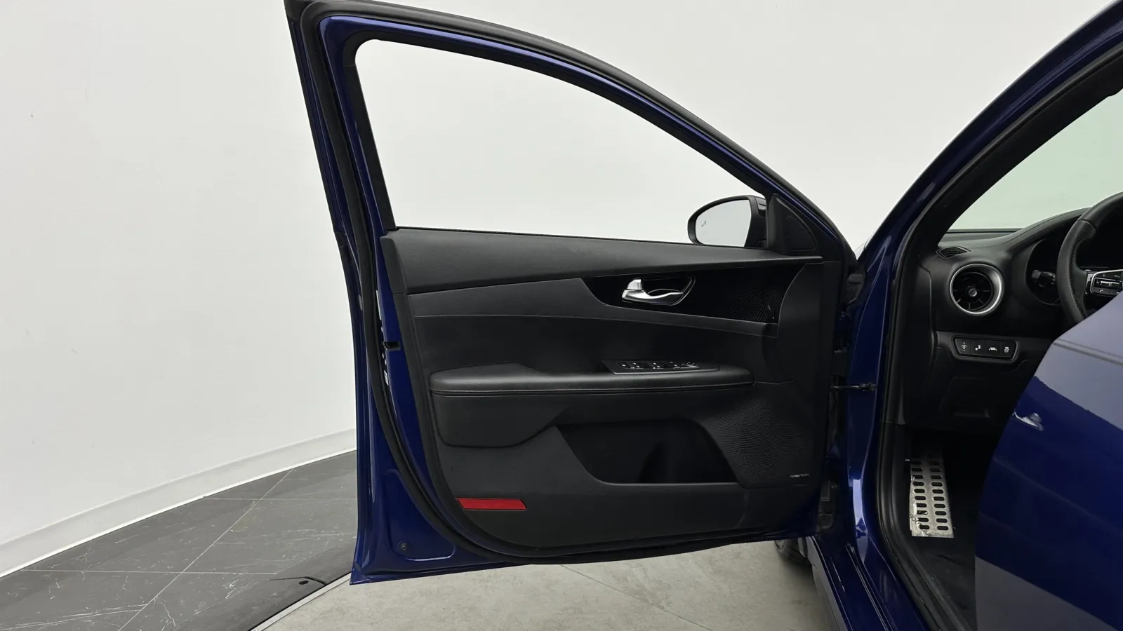 Kia Forte photo 11