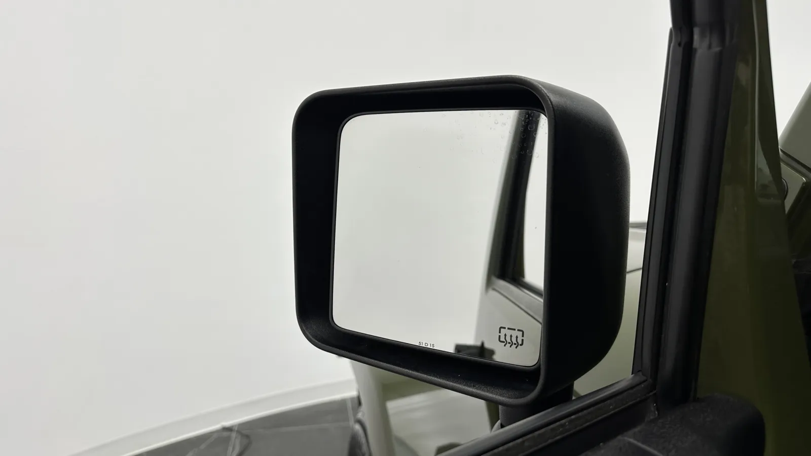 Jeep Wrangler photo 11