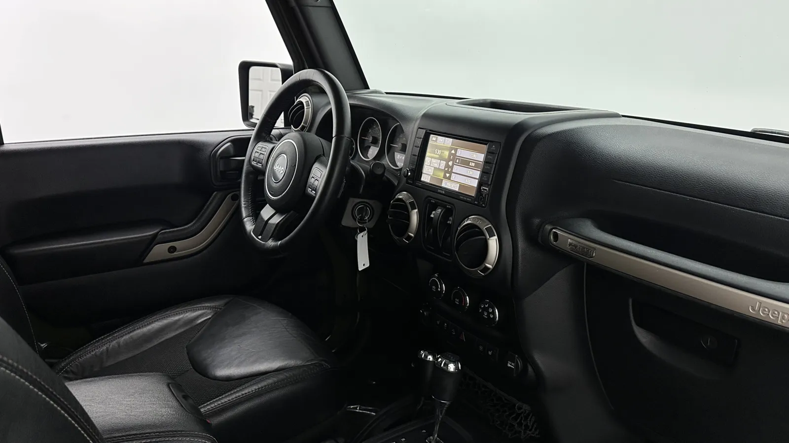 Jeep Wrangler photo 23