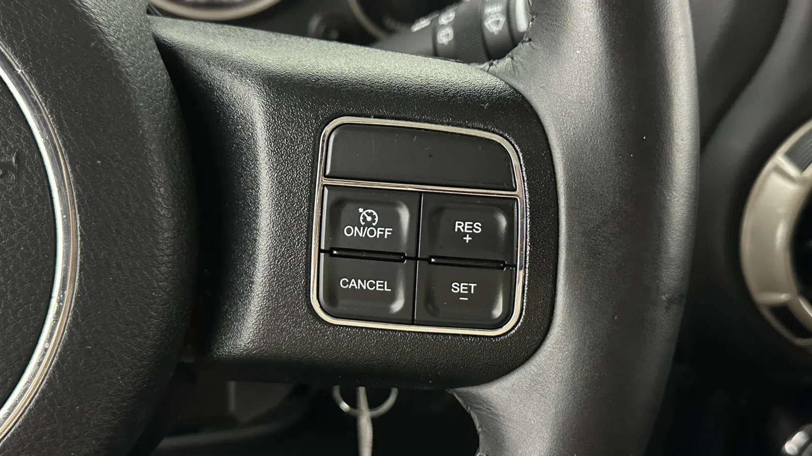 Jeep Wrangler photo 20