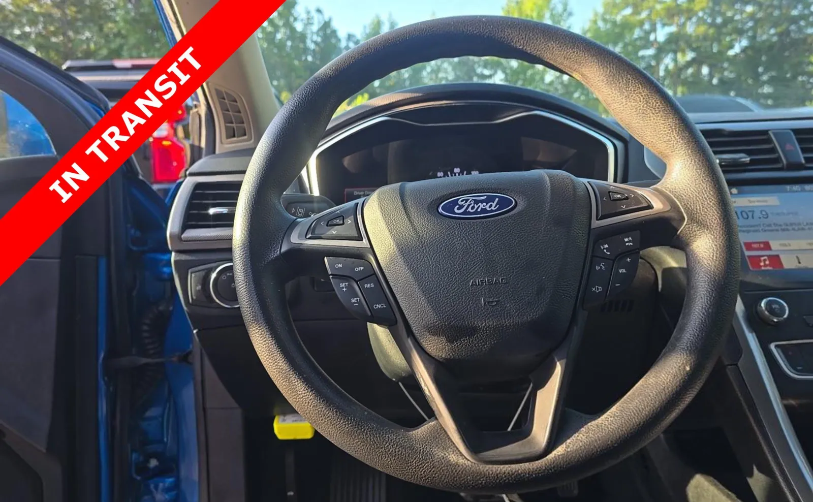 Ford Fusion photo 6