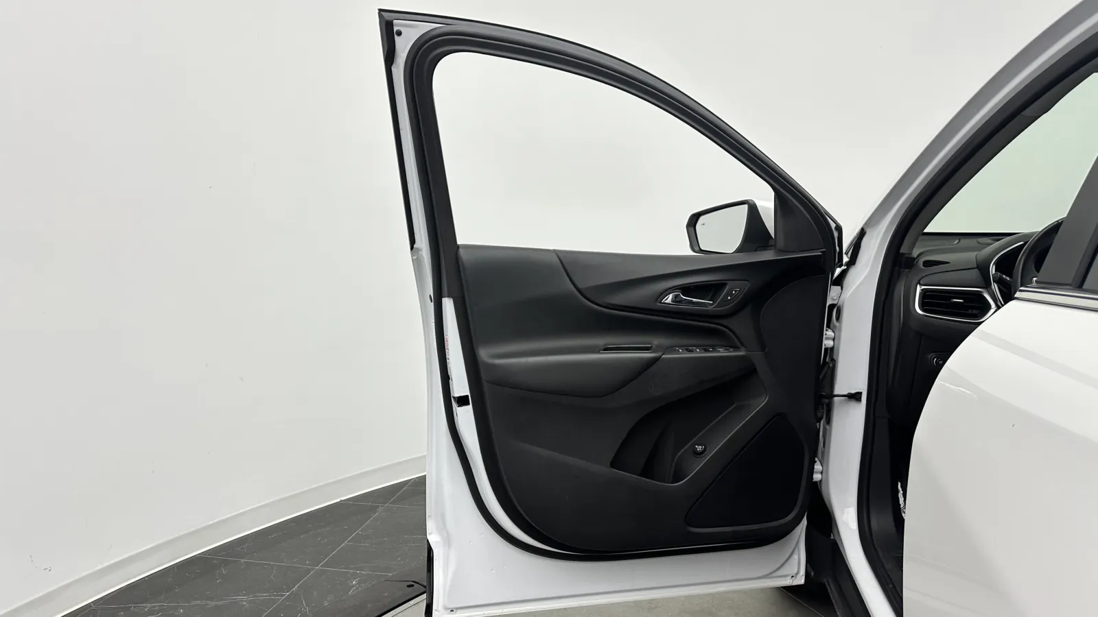 Chevrolet Equinox photo 9