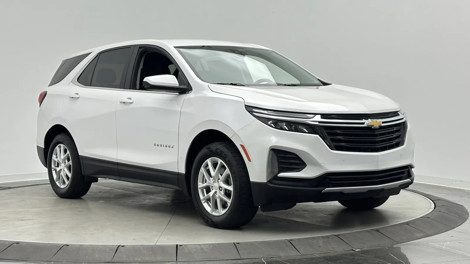 Chevrolet Equinox photo 3