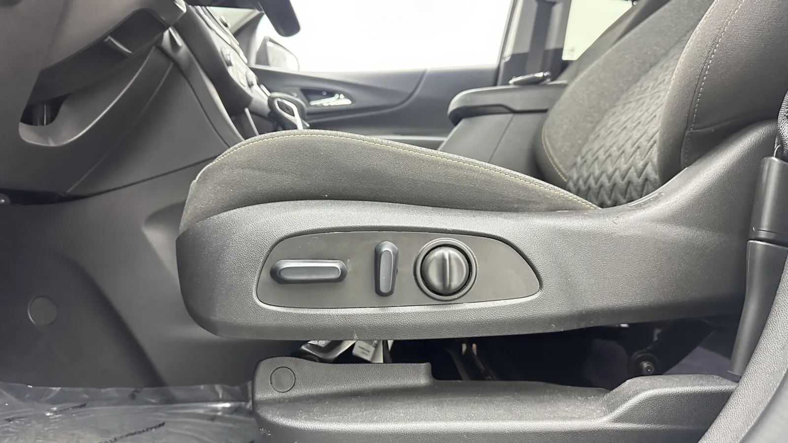 Chevrolet Equinox photo 12