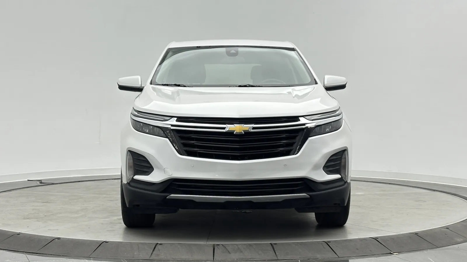 Chevrolet Equinox photo 2
