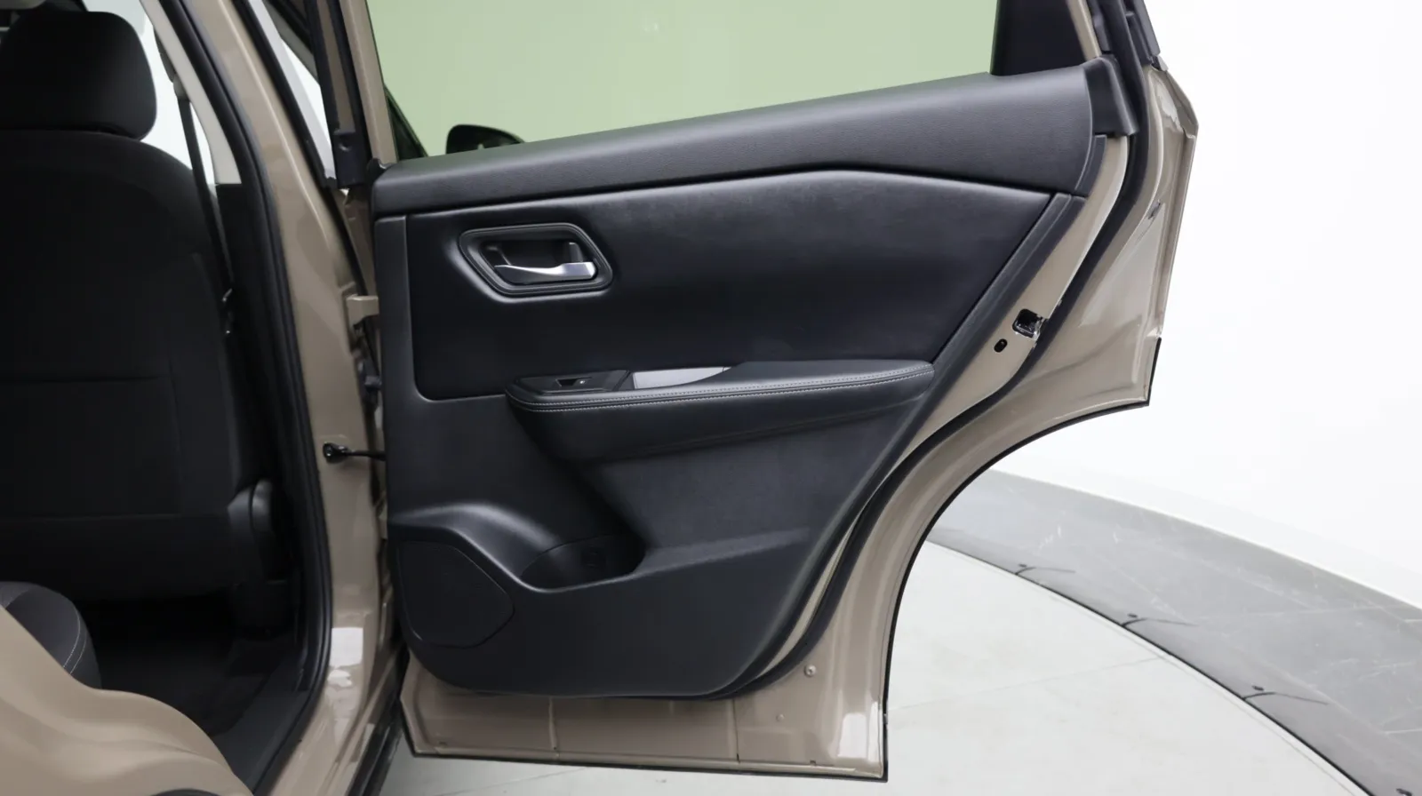 Nissan Rogue photo 34