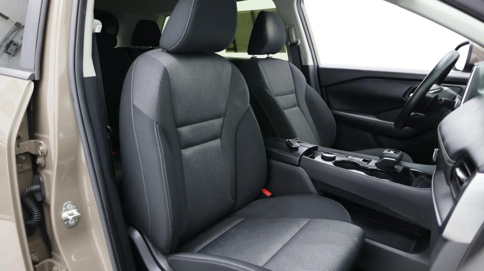 Nissan Rogue photo 38