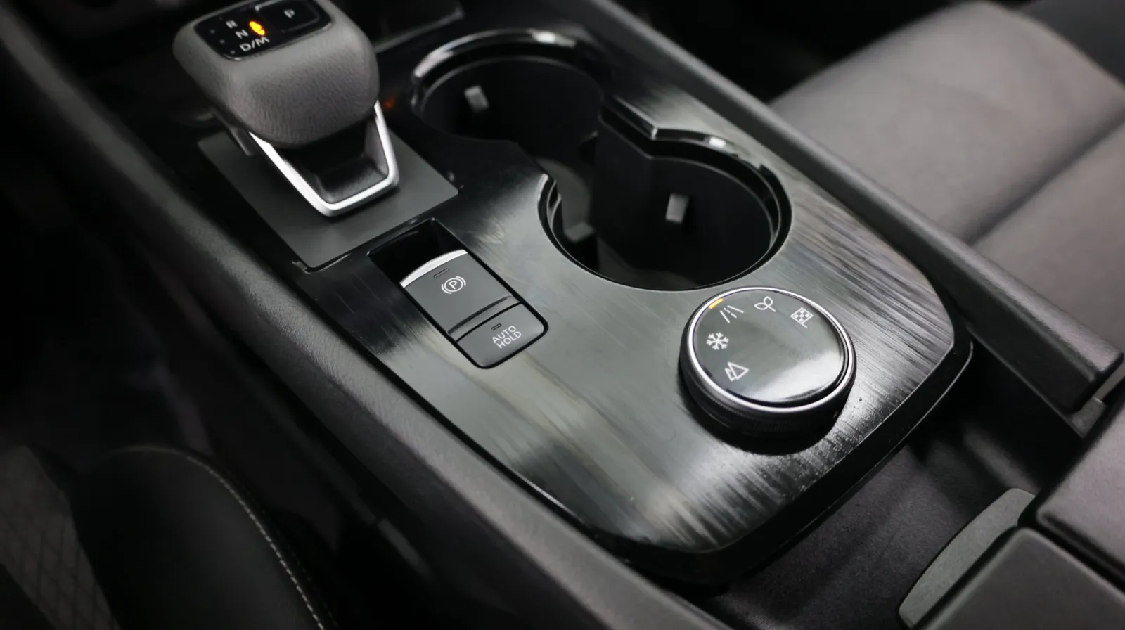 Nissan Rogue photo 17