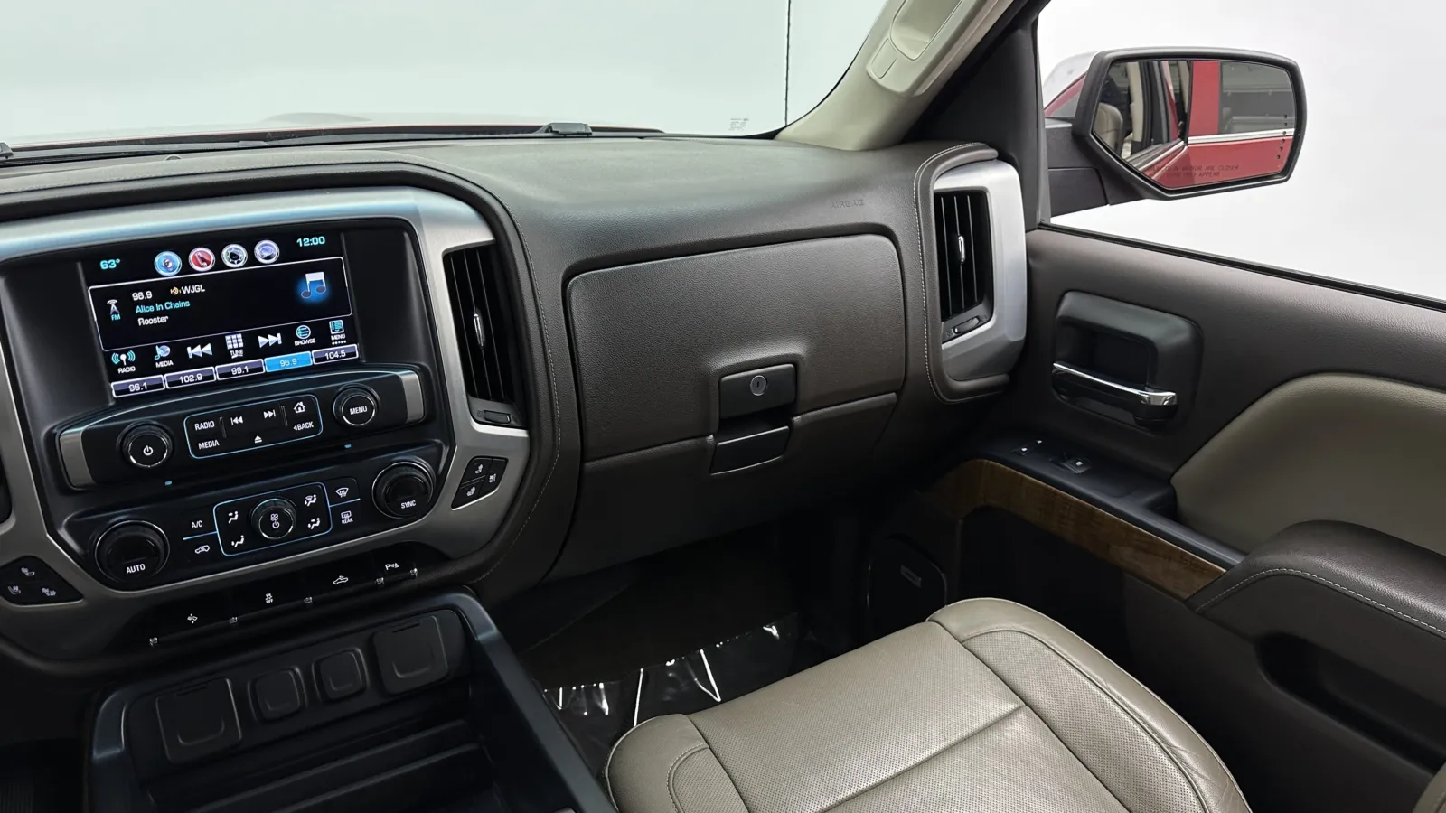 GMC Sierra photo 27