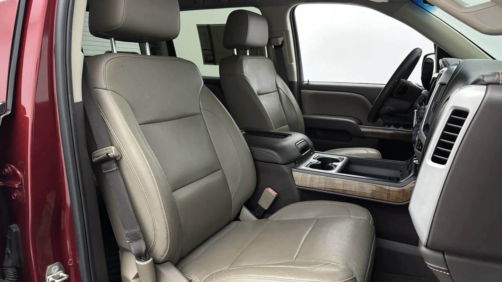 GMC Sierra photo 32