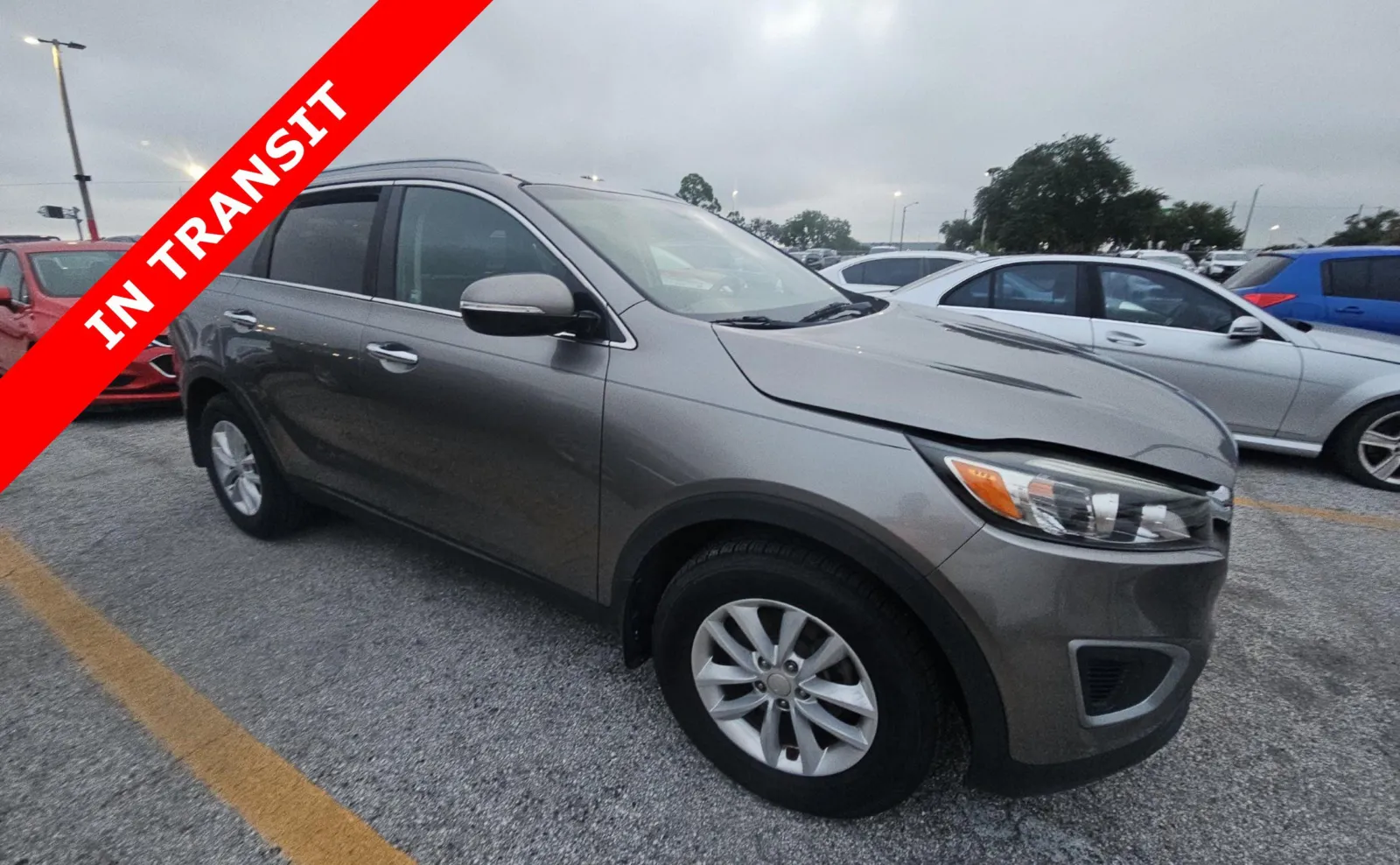 Kia Sorento photo 3