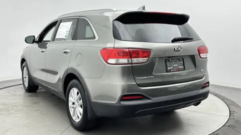 More photos of 2018 Kia Sorento LX at Auto Boutique Florida, FL