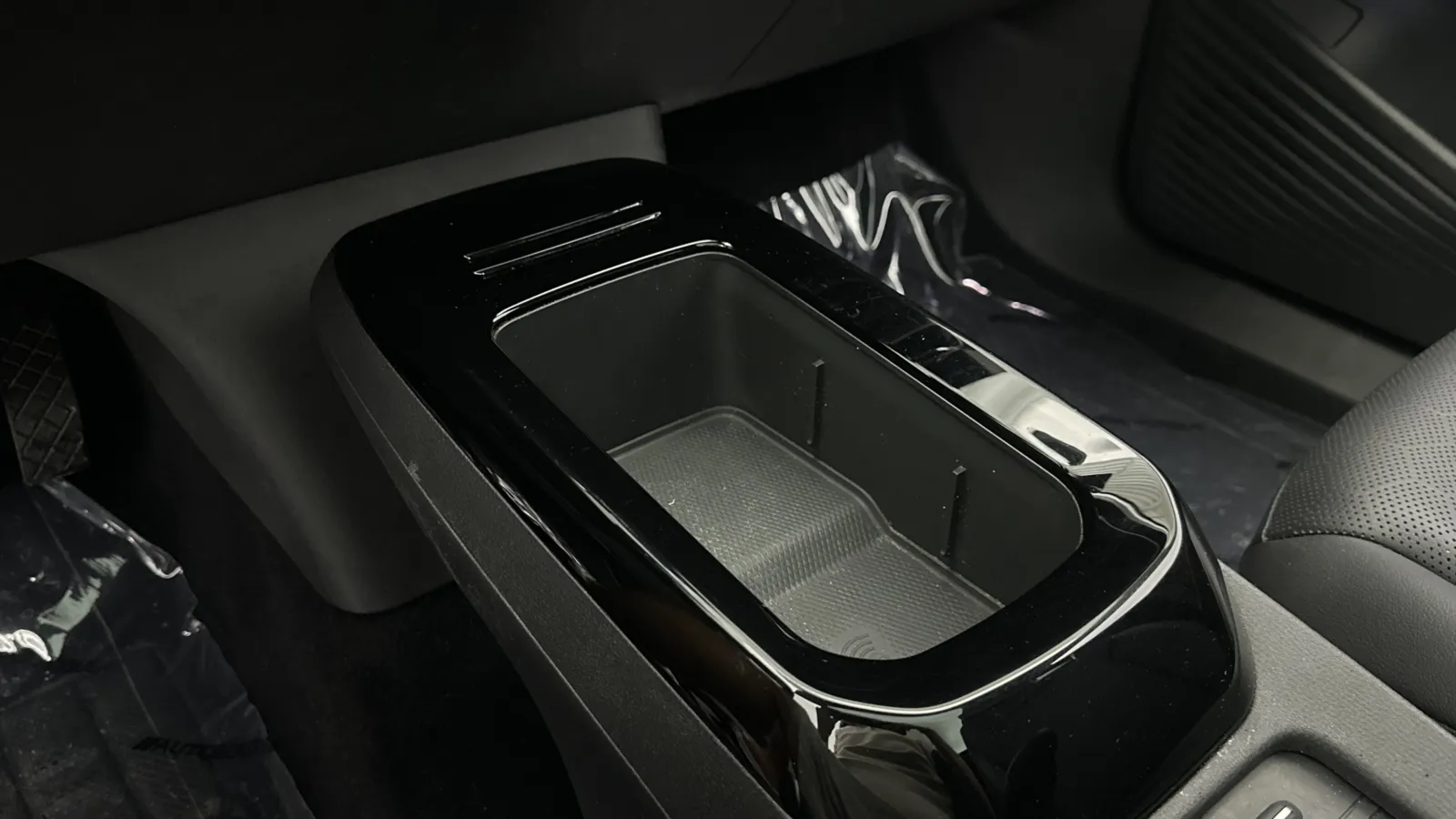 Volkswagen ID.4 photo 18
