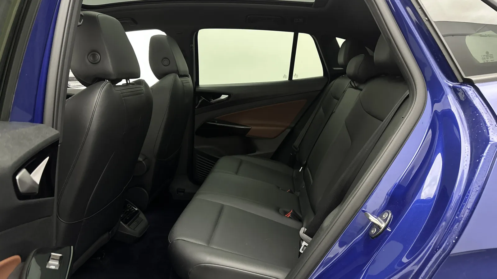 Volkswagen ID.4 photo 24