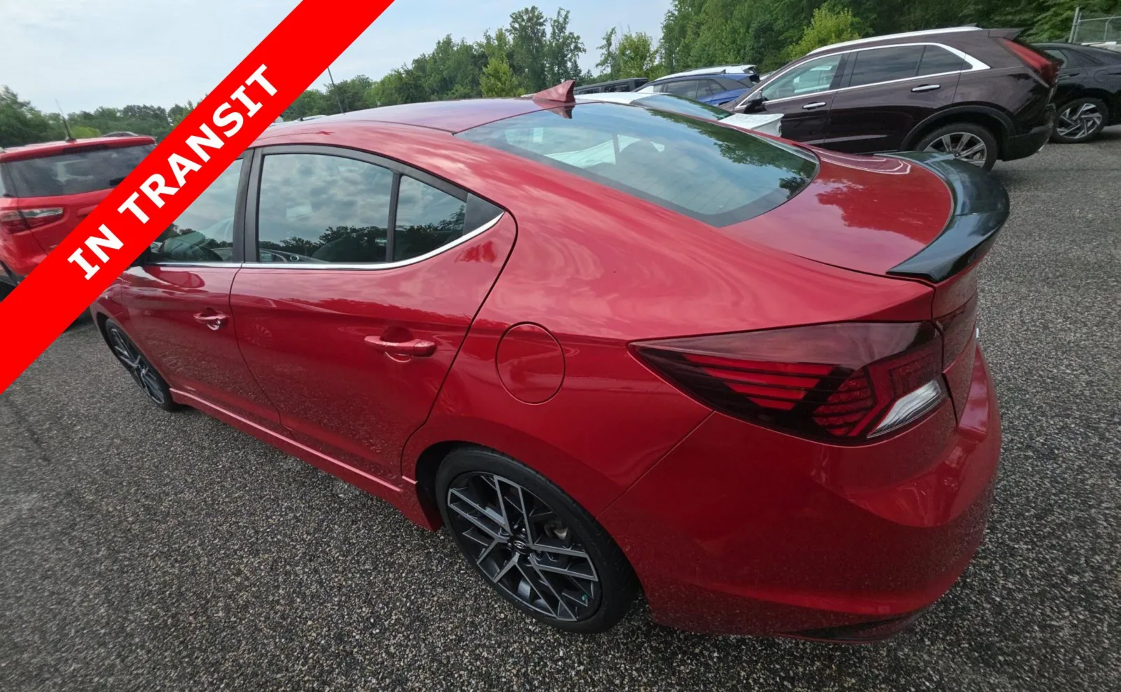 Hyundai Elantra photo 4