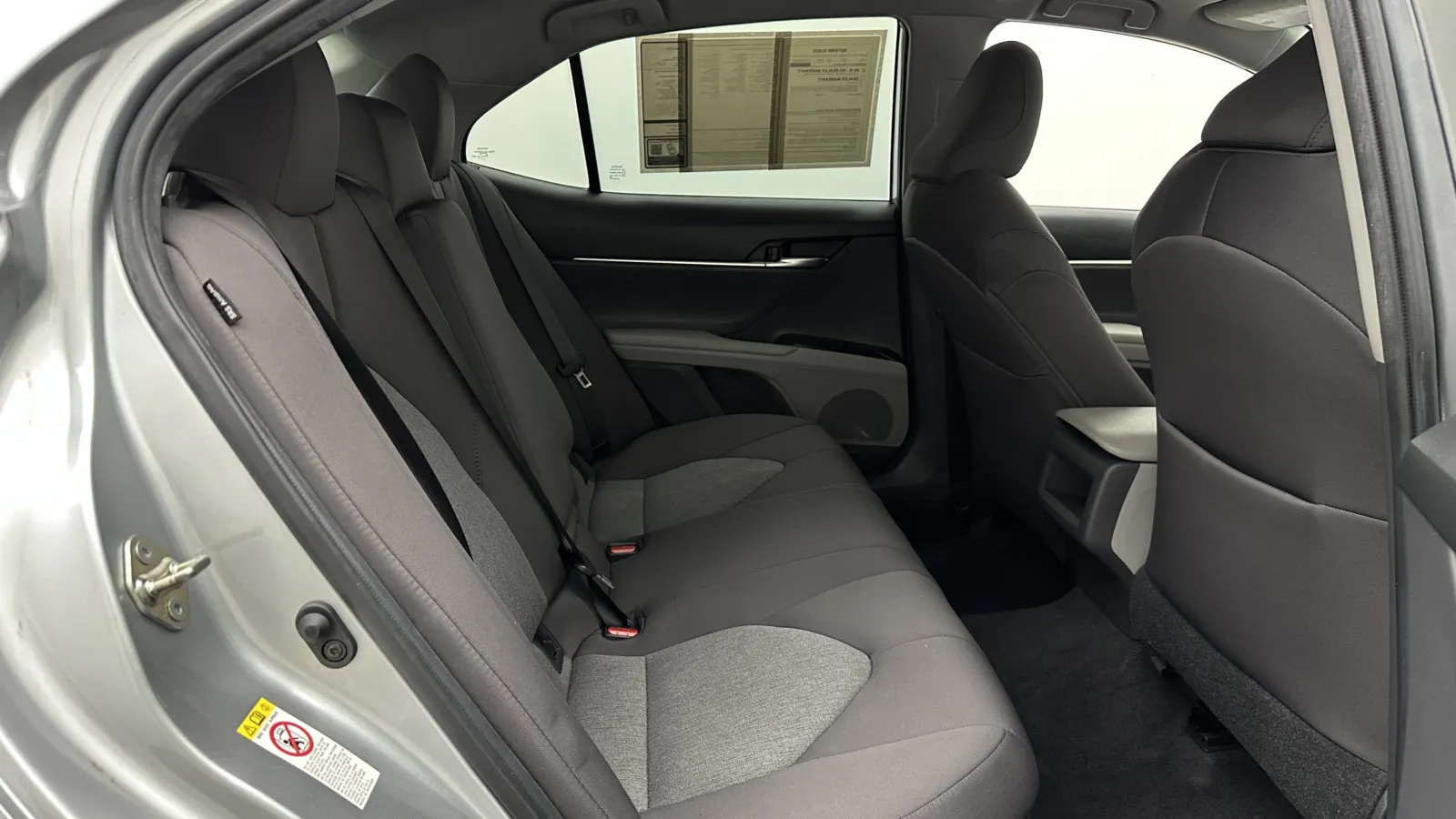 Toyota Camry photo 23