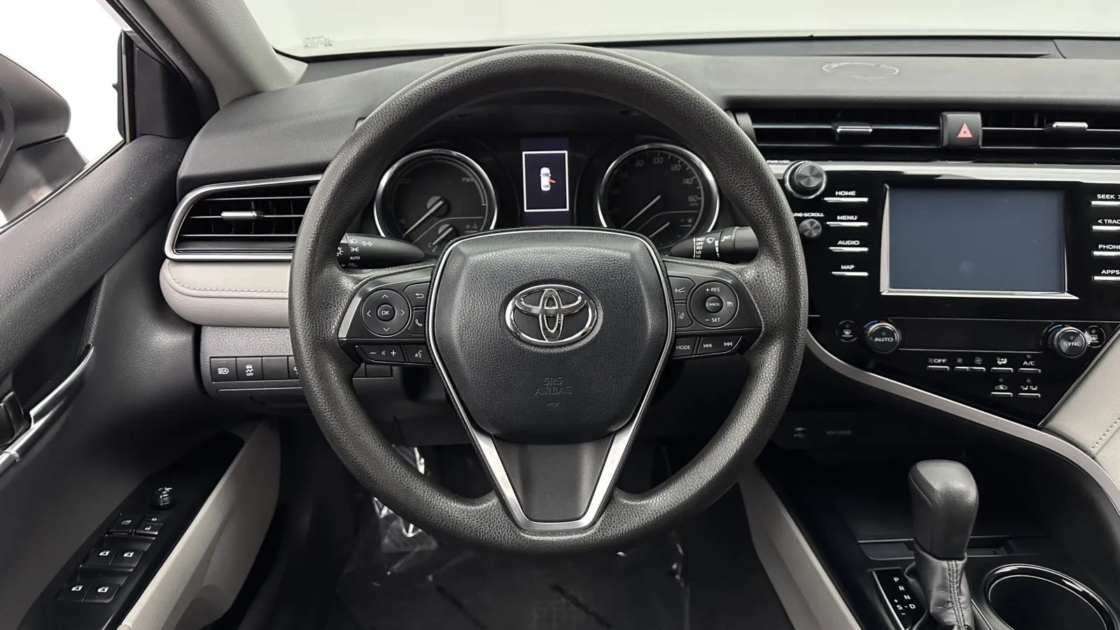 Toyota Camry photo 24