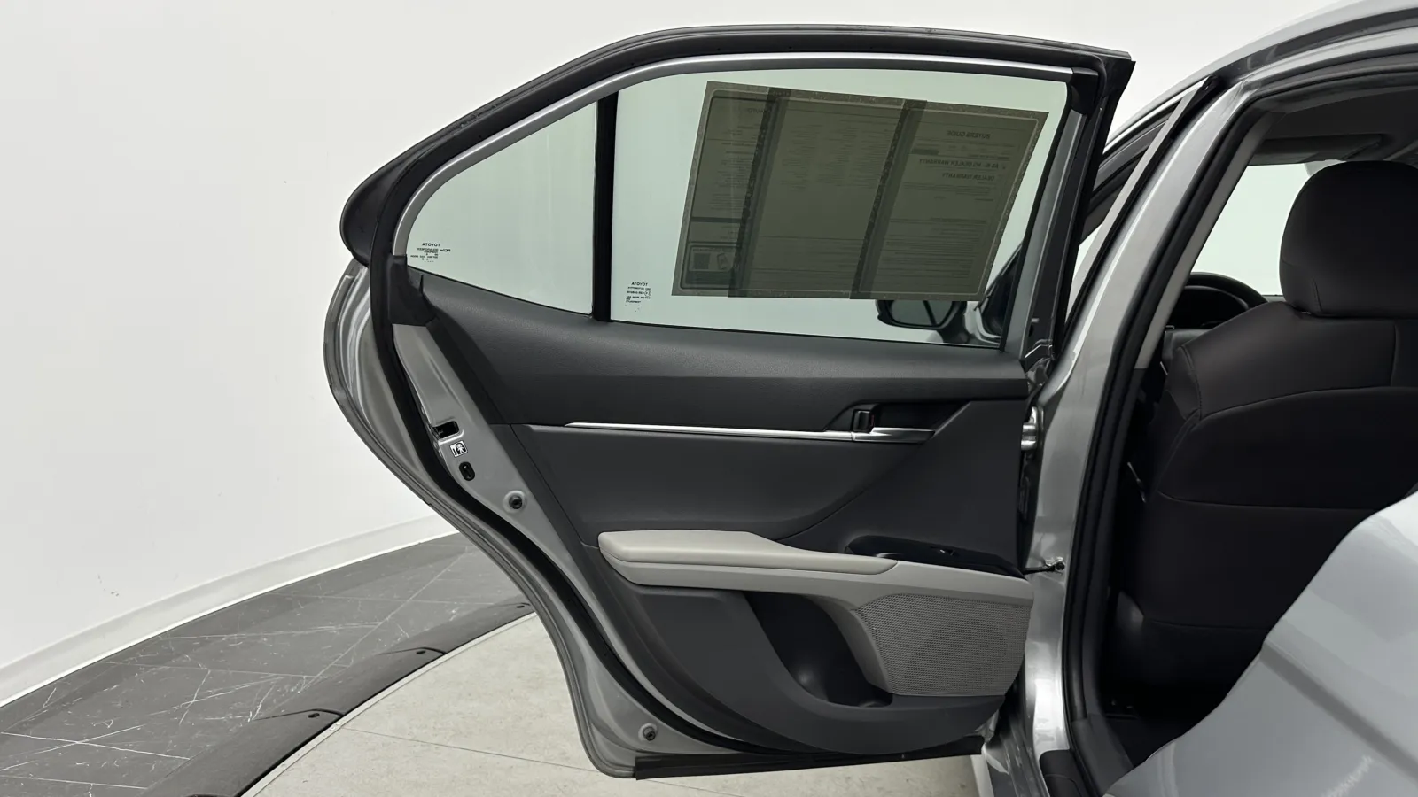 Toyota Camry photo 20