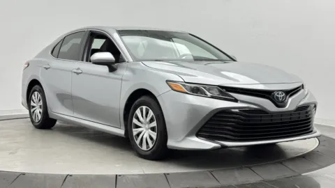 Another view of 2019 Toyota Camry Hybrid LE for sale in Jacksonville, FL at Auto Boutique Florida