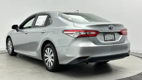 More photos of 2019 Toyota Camry Hybrid LE at Auto Boutique Florida, FL