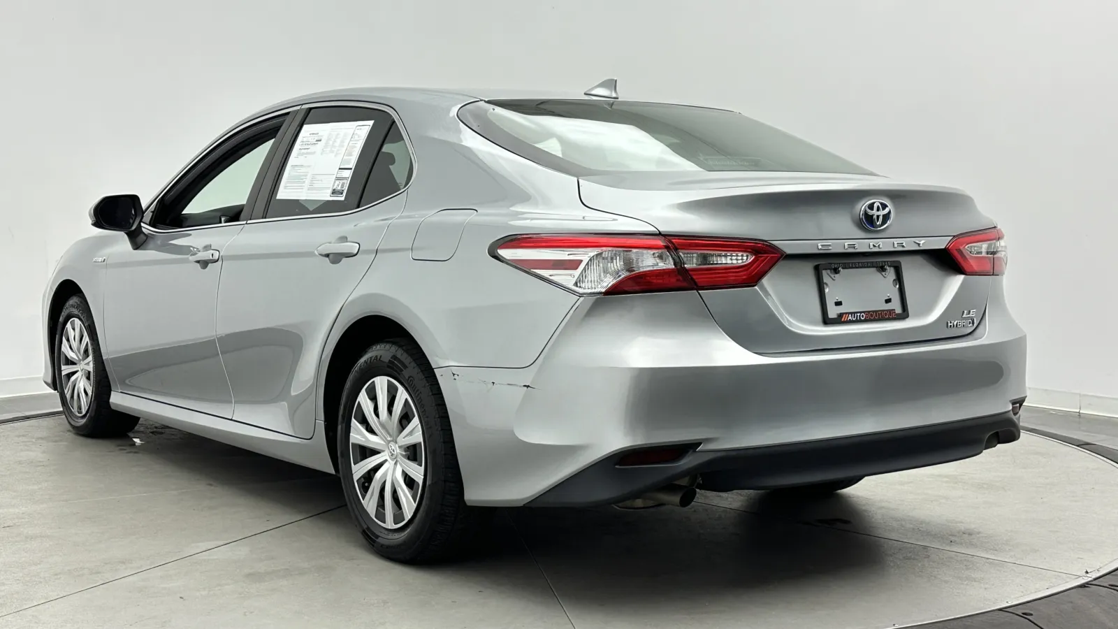 Toyota Camry photo 4