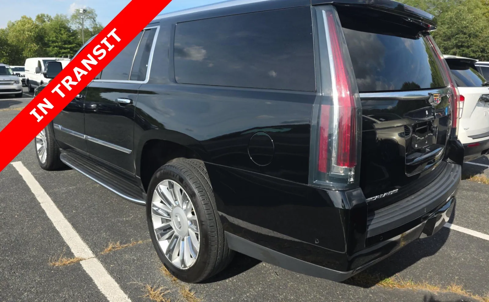 Cadillac Escalade ESV photo 5