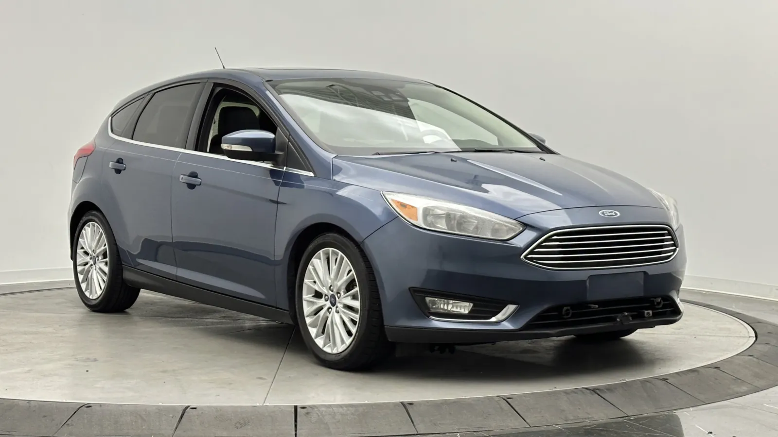 Ford Focus photo 3