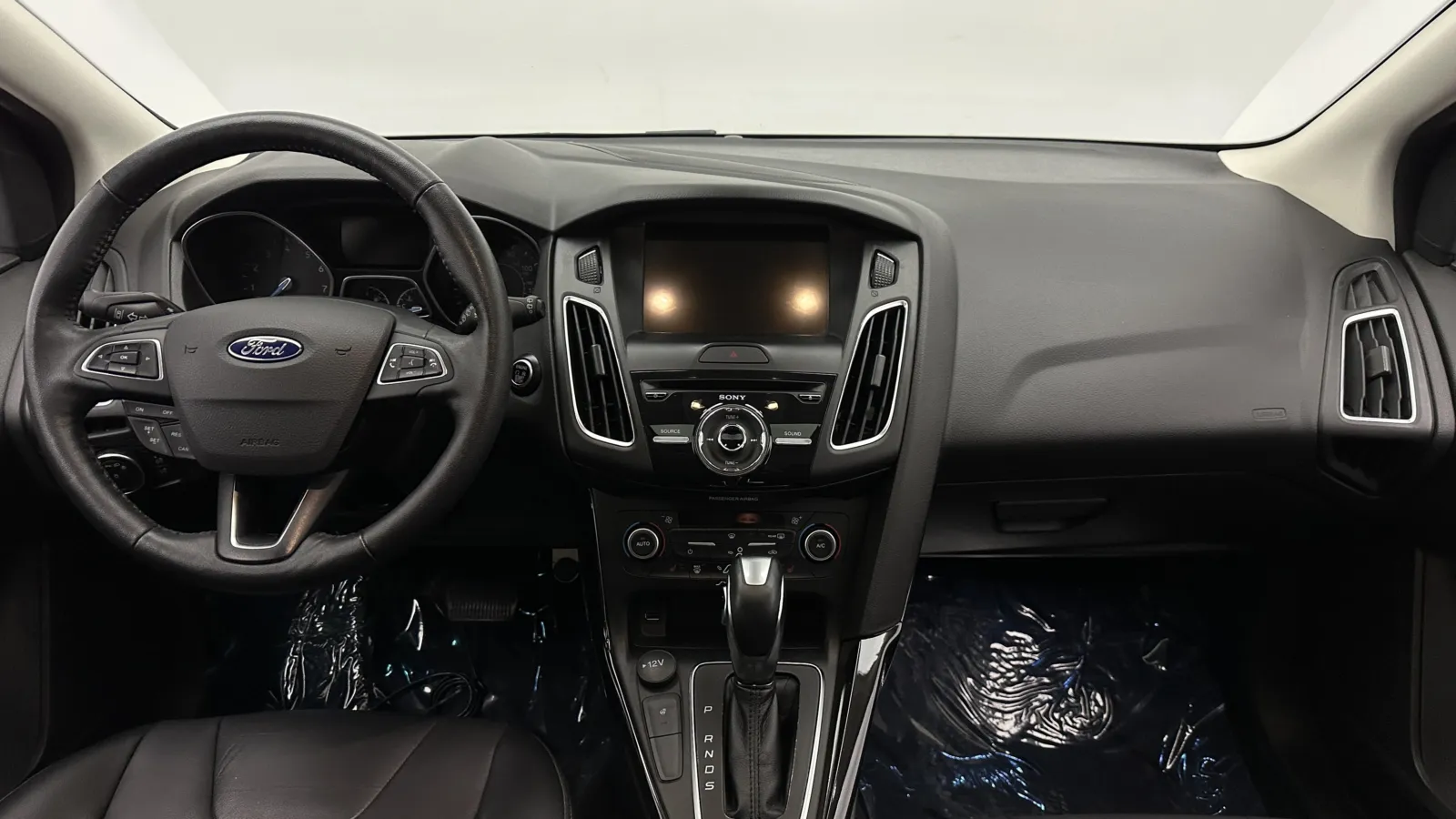 Ford Focus photo 28