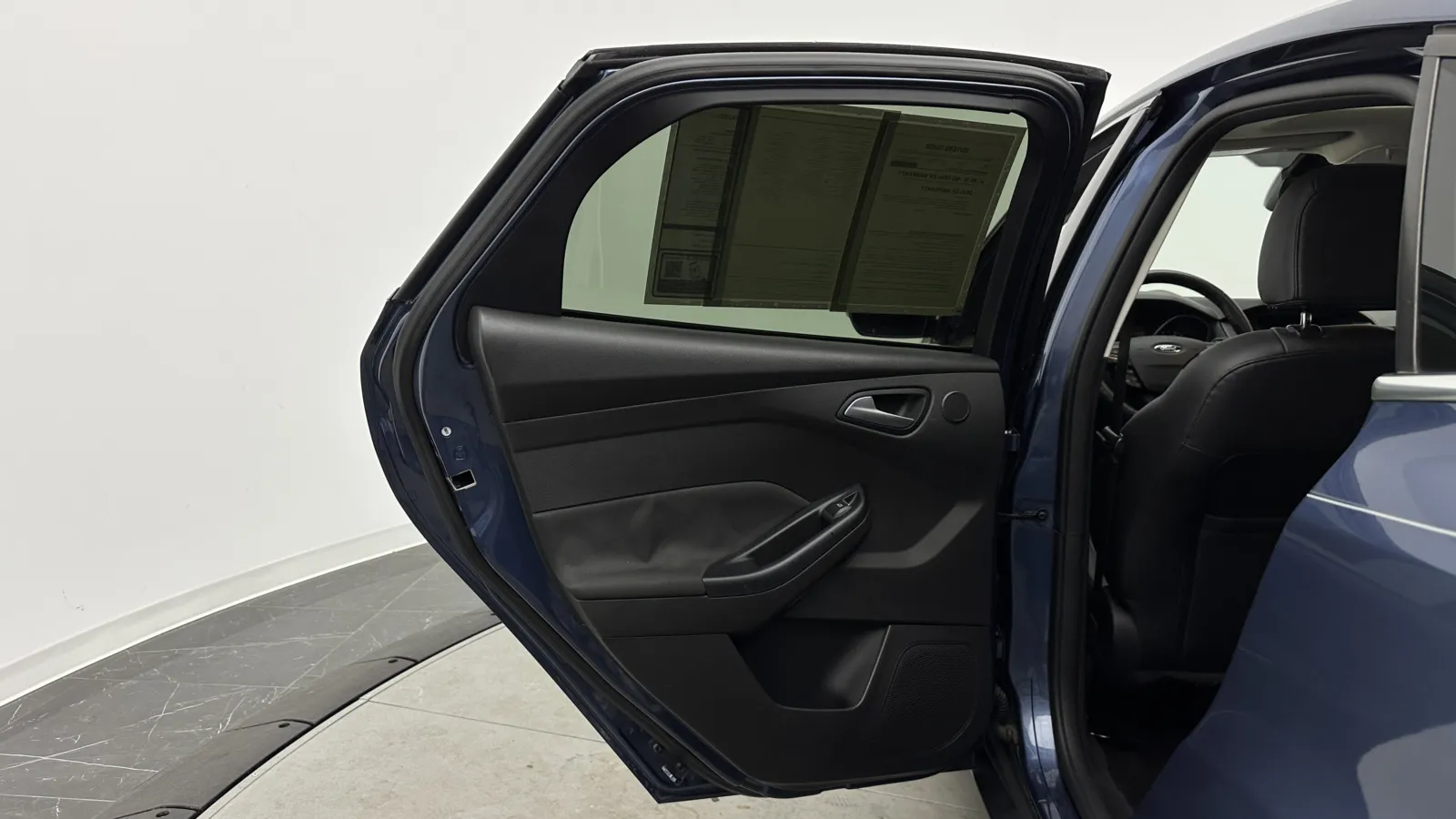 Ford Focus photo 22