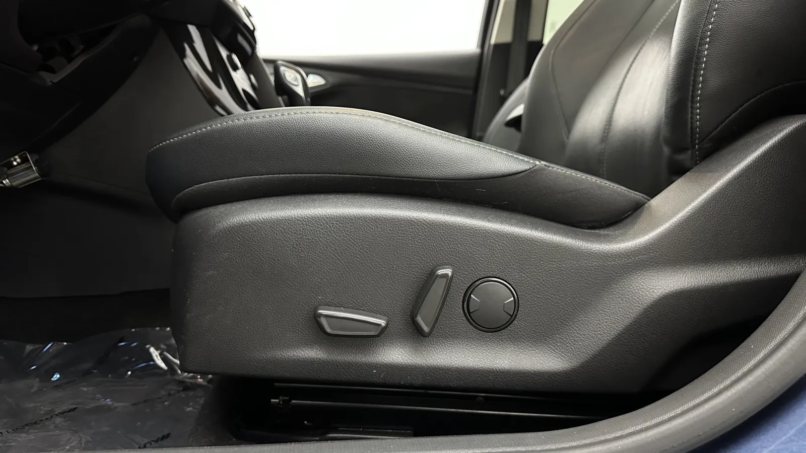 Ford Focus photo 15