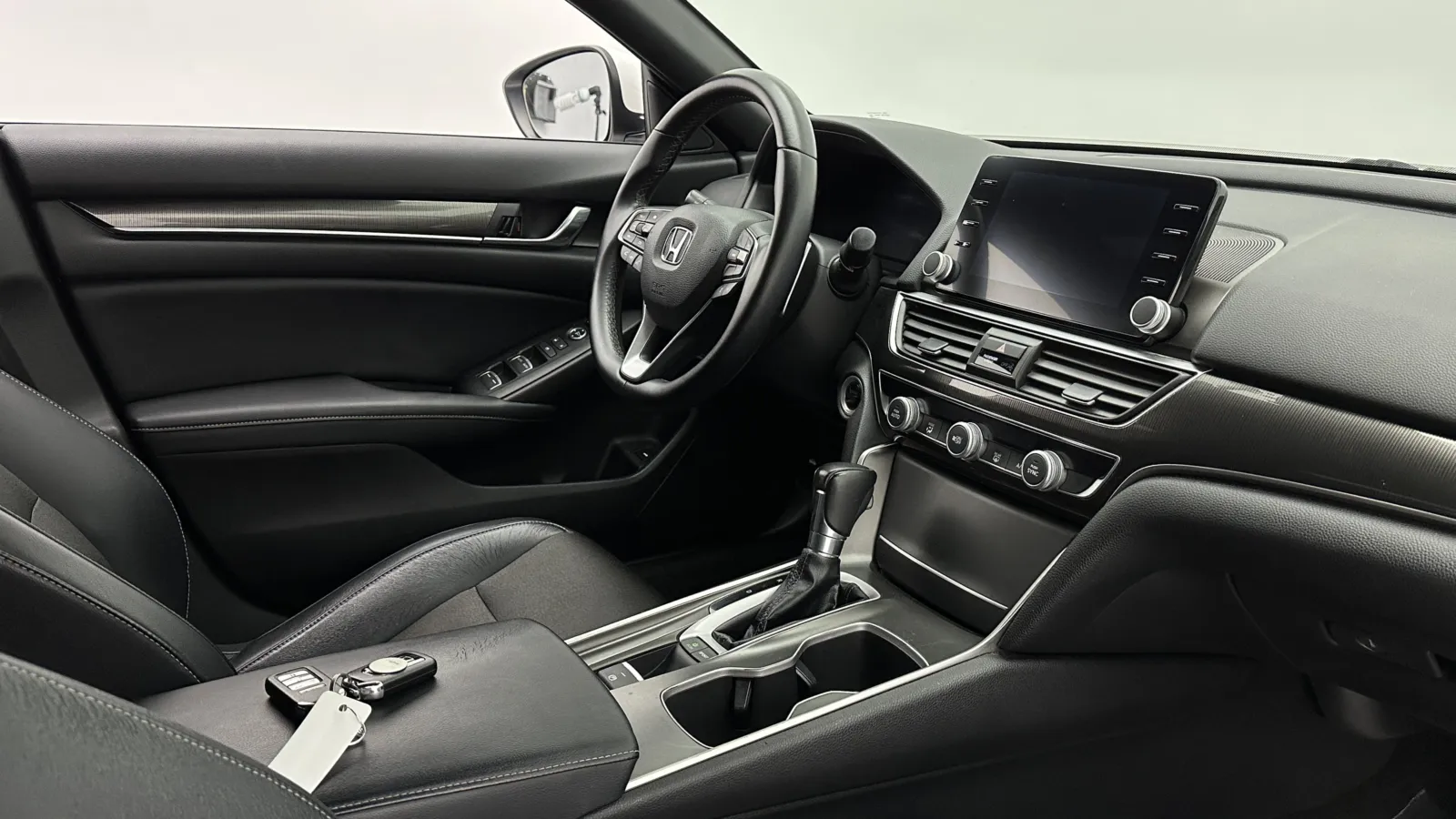 Honda Accord photo 32