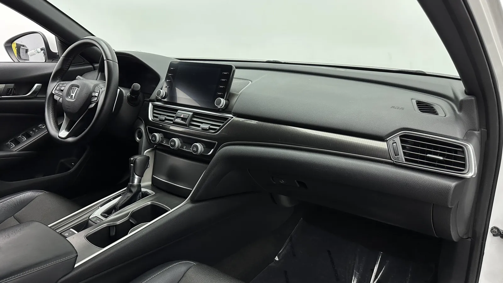Honda Accord photo 34