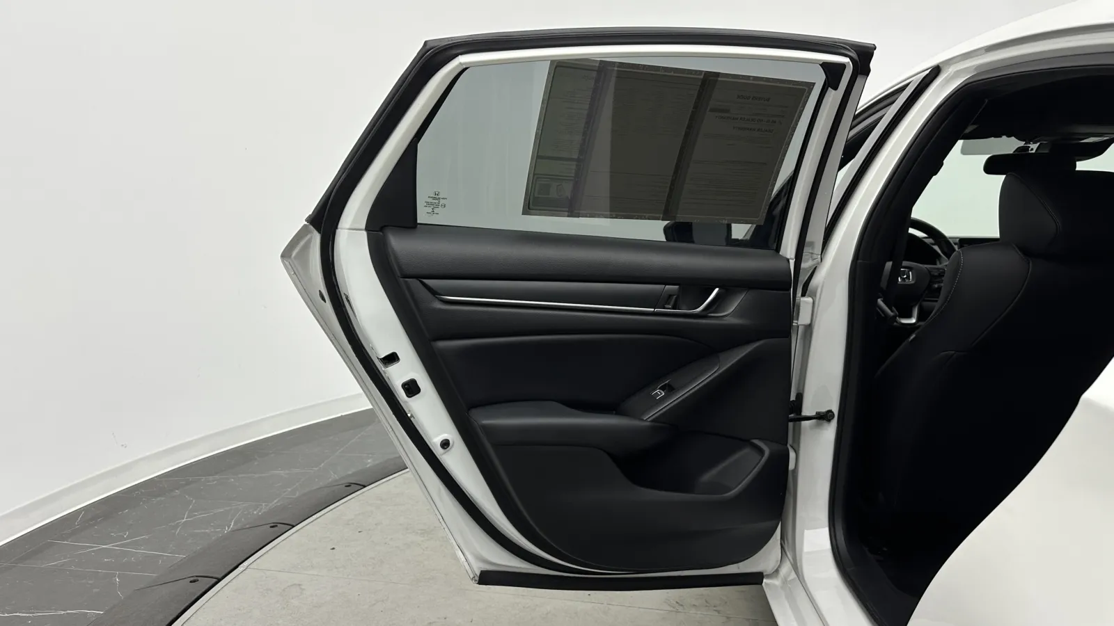 Honda Accord photo 23