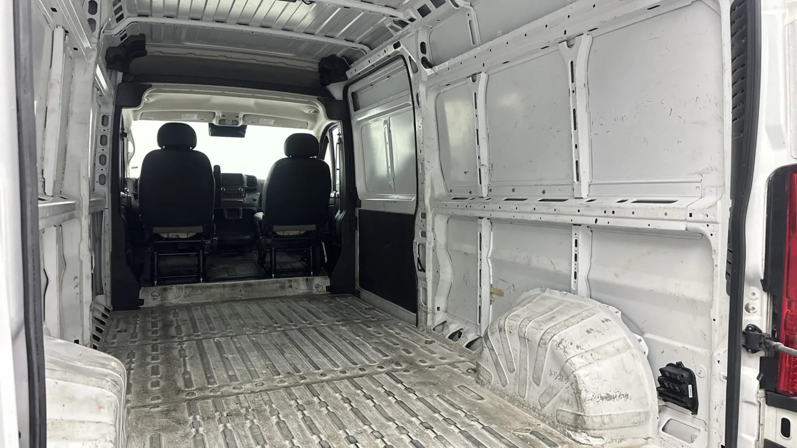 Ram Cargo Van photo 22