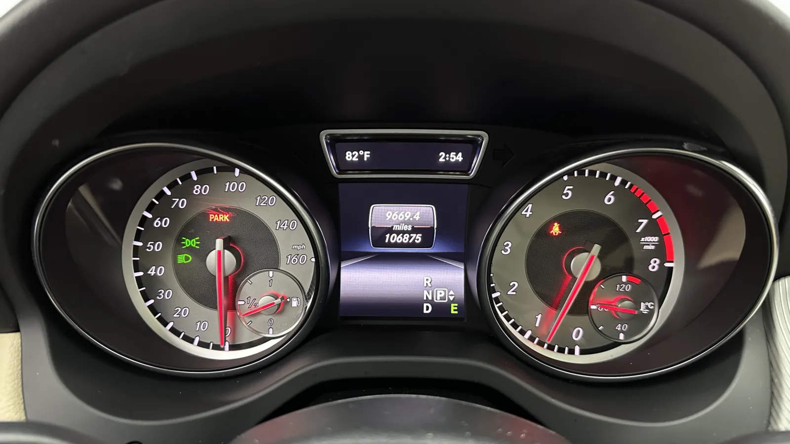 Mercedes-Benz CLA-Class photo 16