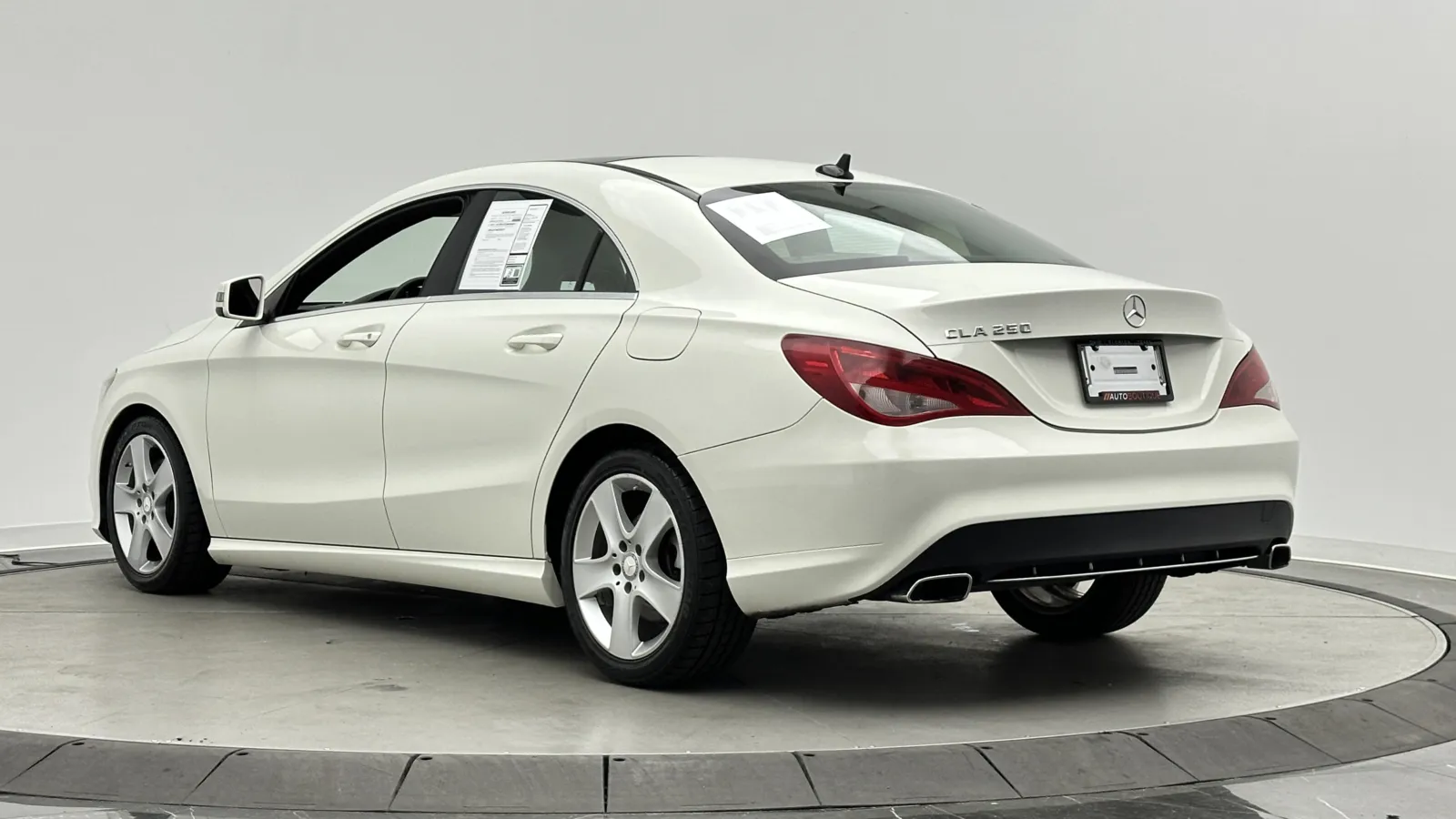 Mercedes-Benz CLA-Class photo 7