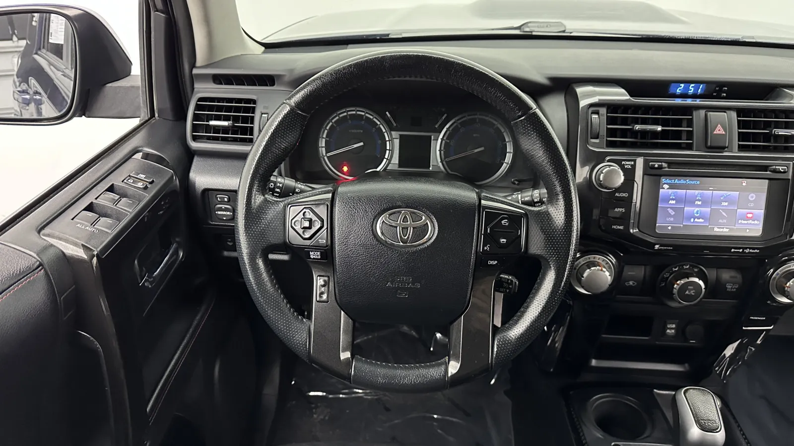 Toyota 4Runner photo 28