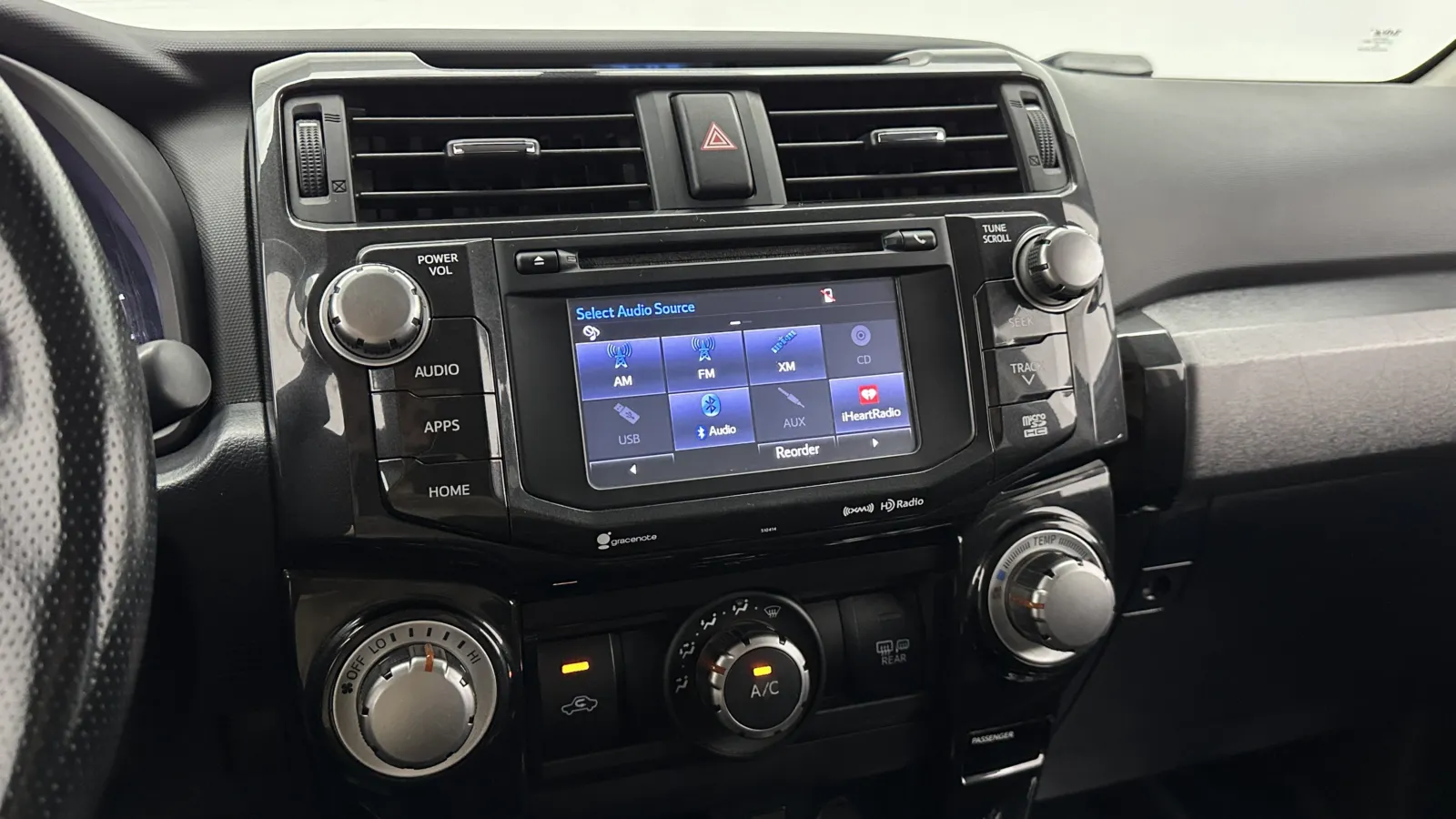 Toyota 4Runner photo 16