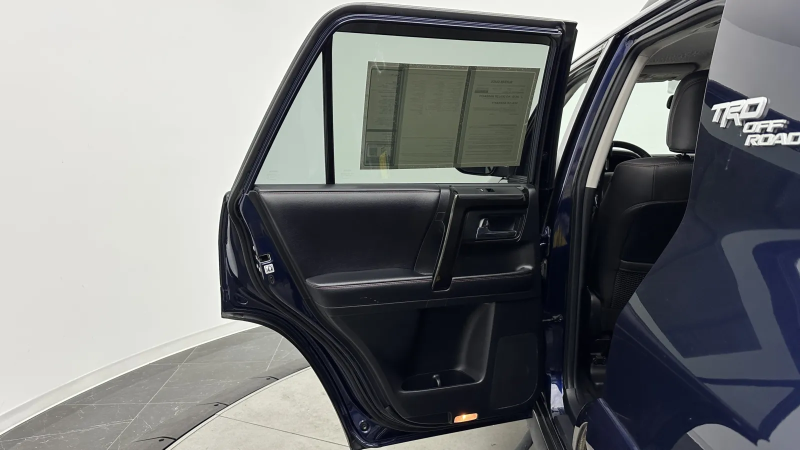 Toyota 4Runner photo 24